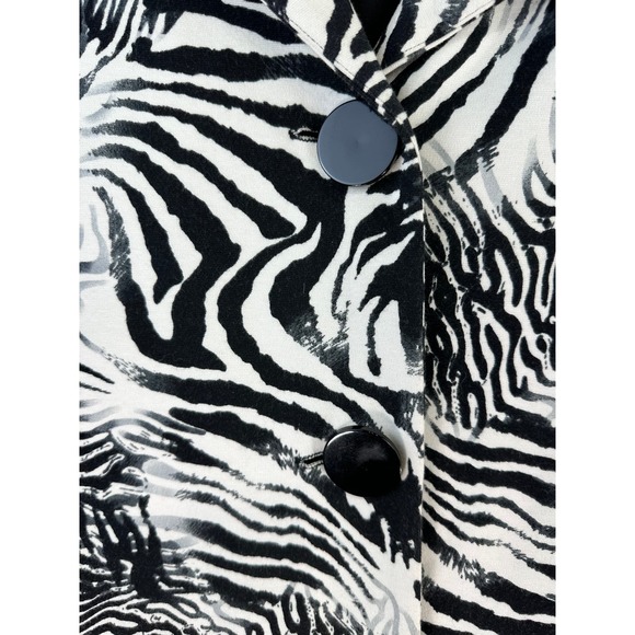 YDNY Womes Jacket 12 Black White Knit Zebra Print Chunky Button Mid Length Coat - Picture 3 of 6